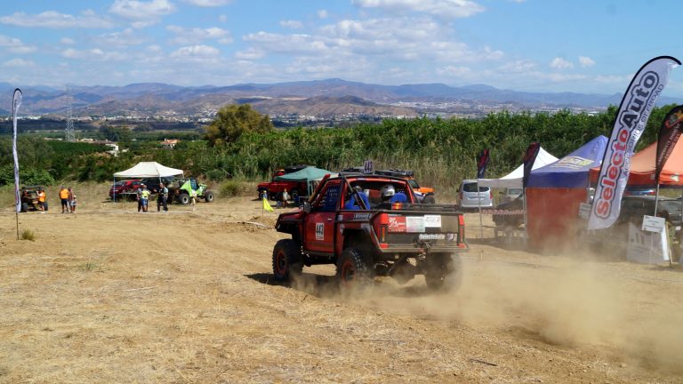 Equipo Los Hispanos 4x4.